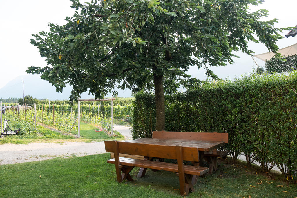 Ferienwohnung Pippohof Appiano Sulla Strada Del Vino Ruang foto